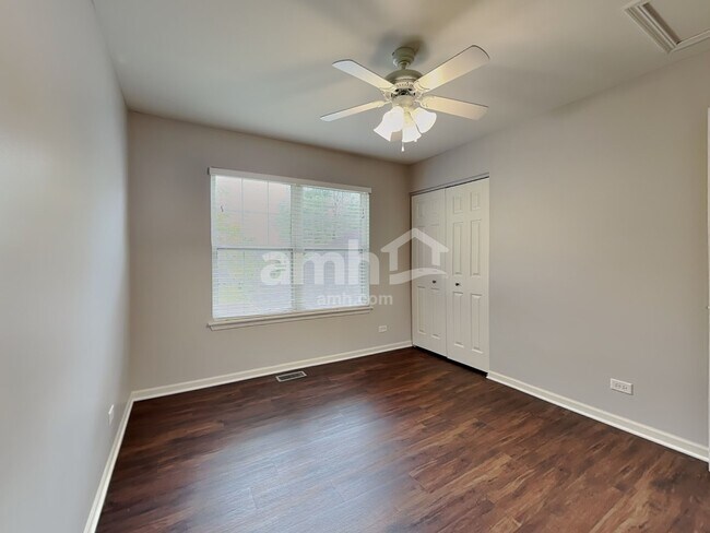 Building Photo - 528 Alyssa St