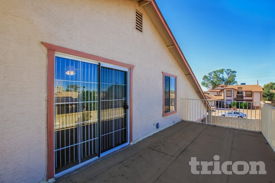 Building Photo - 7434 W Sierra St