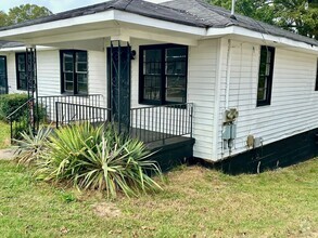 Building Photo - Cedartown Rental