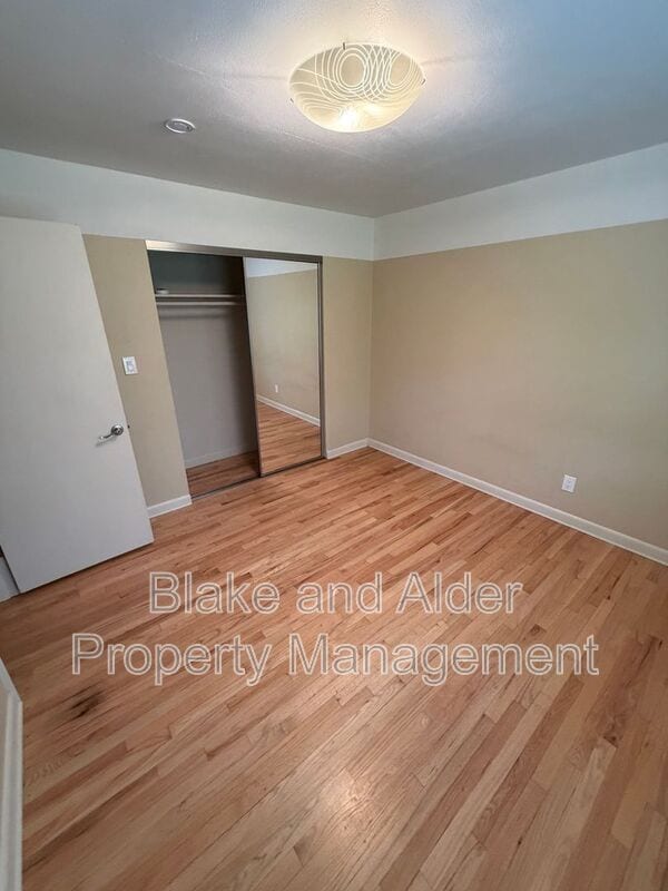 Building Photo - 5226 SE Clinton St