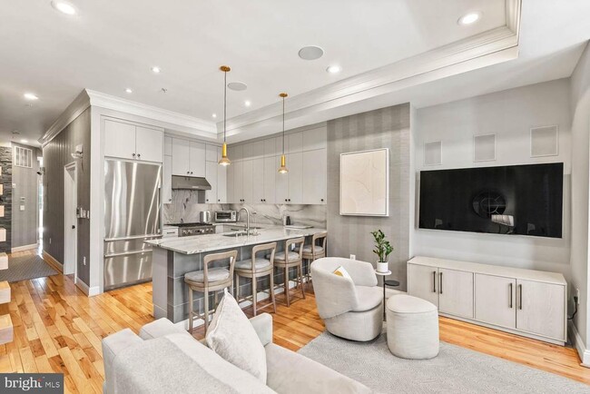 Building Photo - 1224 R St NW