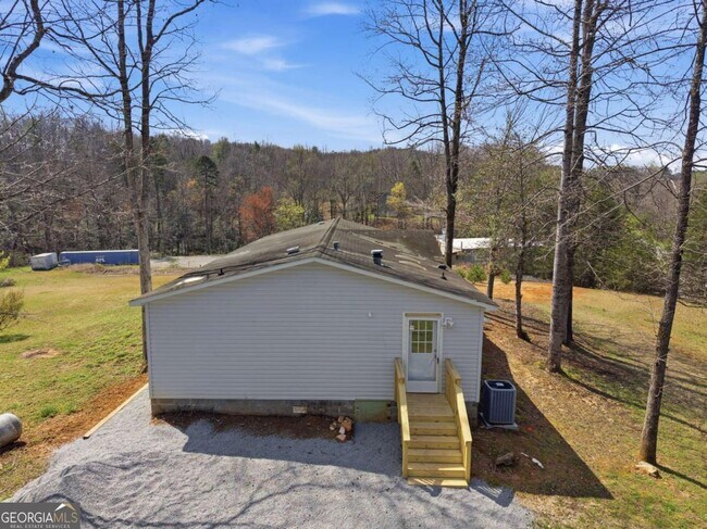 Building Photo - 5320 Long Branch Rd