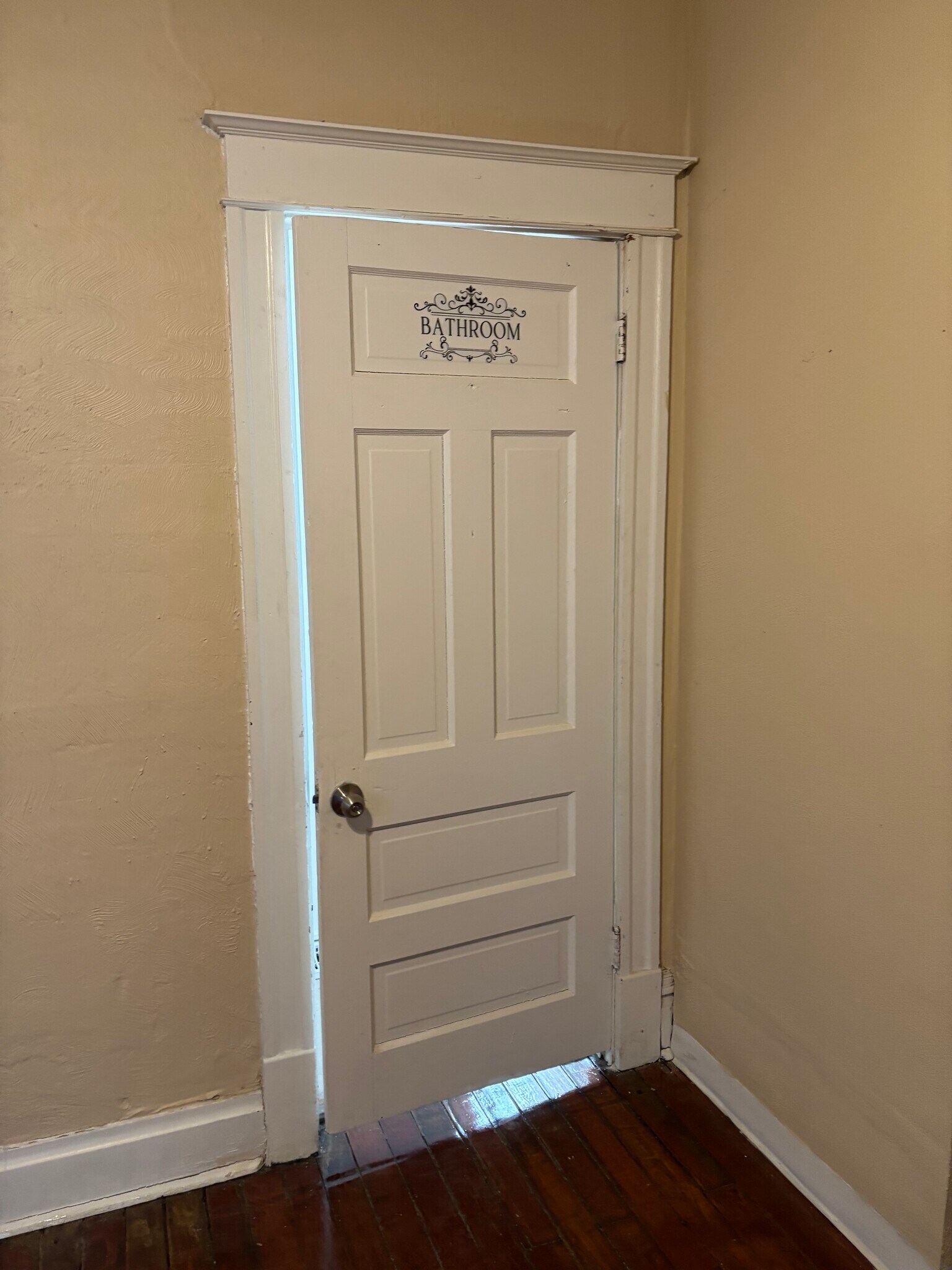 Building Photo - 3844 Lee Ave