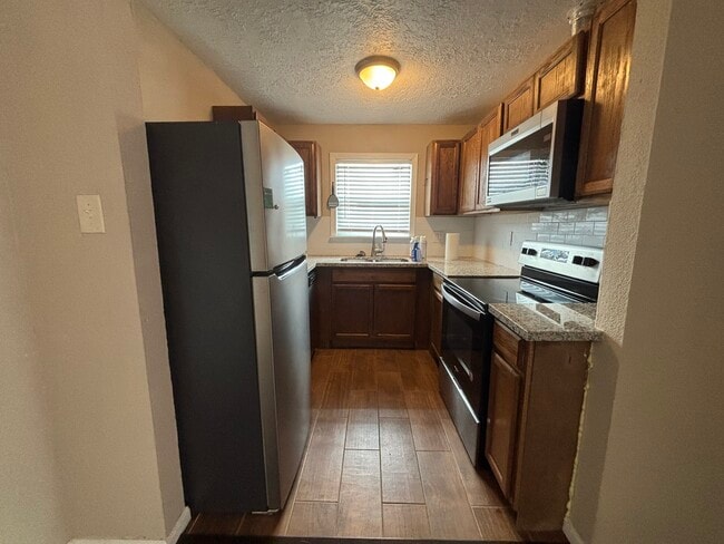 Building Photo - 207 Frawley St
