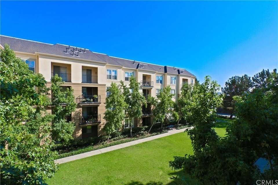 Building Photo - 2335 Watermarke Pl