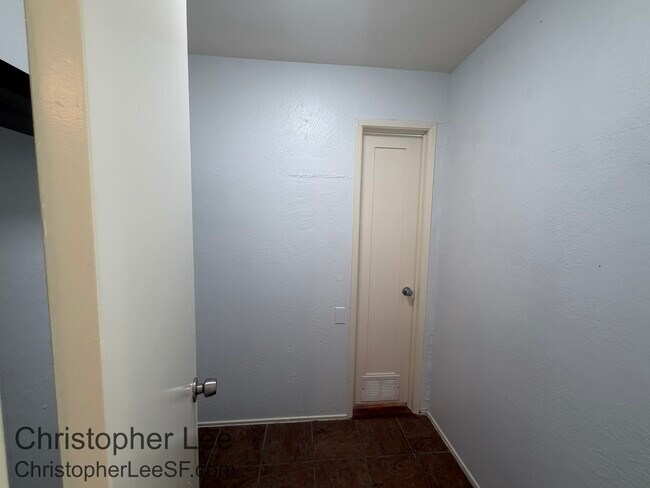 Building Photo - 1081 Beach Park Blvd