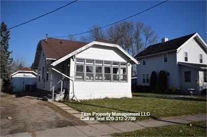 Primary Photo - 145 Douglas St