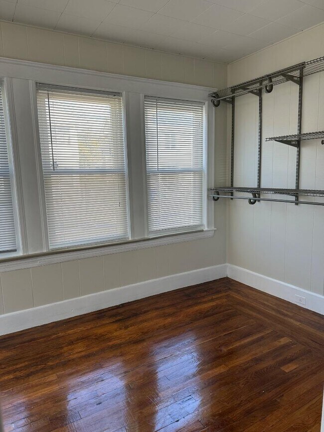 Building Photo - 78 Harriet St