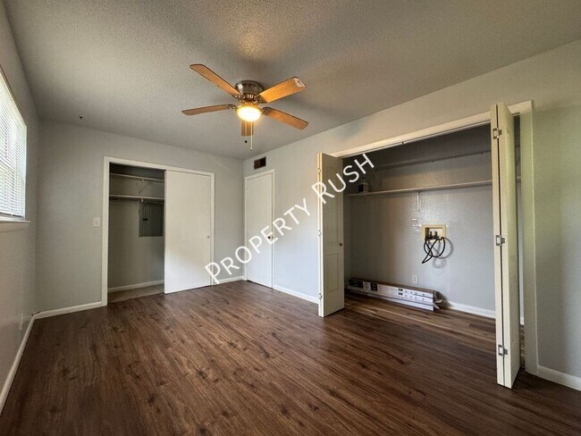 Building Photo - 3210 Joselin Ln