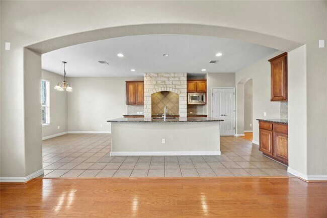 Building Photo - 4216 Meadow Vista Ln