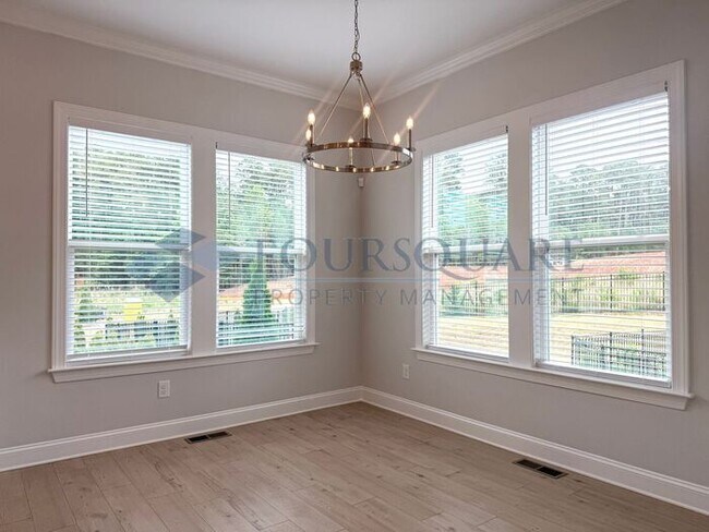 Building Photo - Elegant 4-Bed / 3.5-Bath Home with Main-Level Primary Suite, Quartz Kitchen & 3-Car Garage – In H...