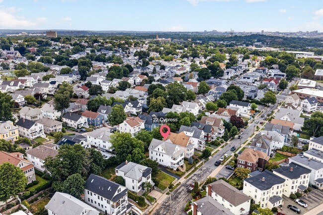 Building Photo - 22 Cypress St