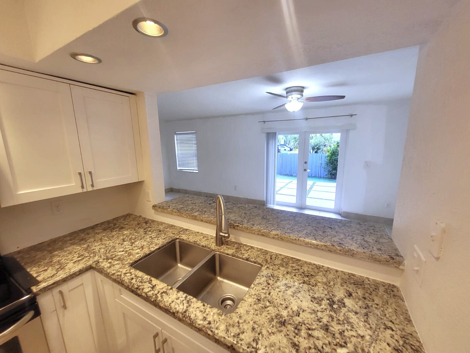 Building Photo - 20758 SW 83rd Ave