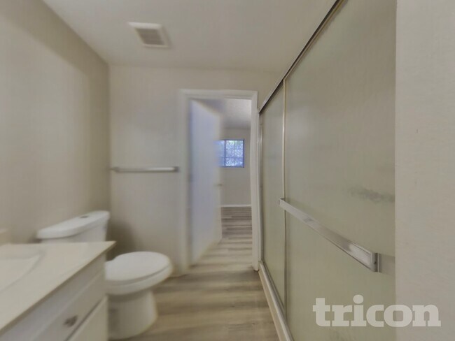 Building Photo - 2878 Goldy Way