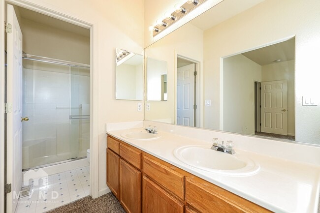 Building Photo - 5518 Spandrell Cir