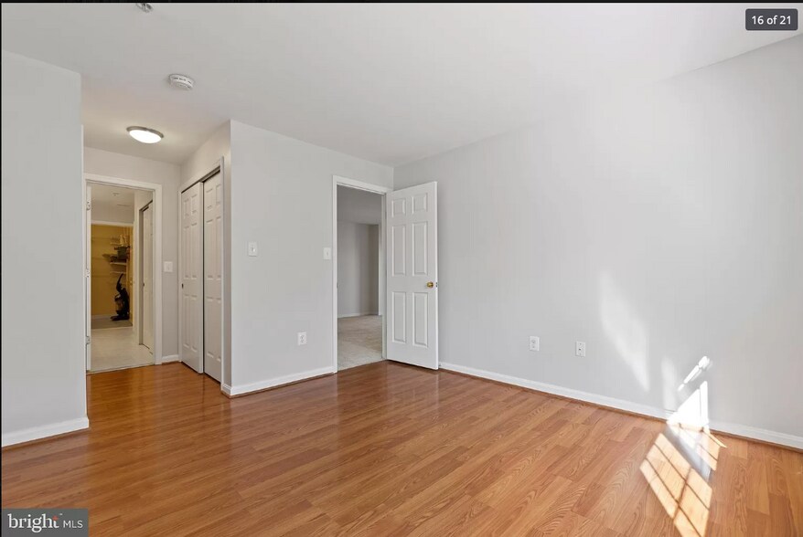Building Photo - 115 Timberbrook Ln