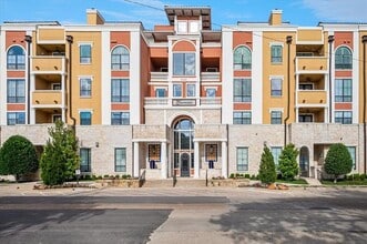 Building Photo - 8616 Turtle Creek Blvd