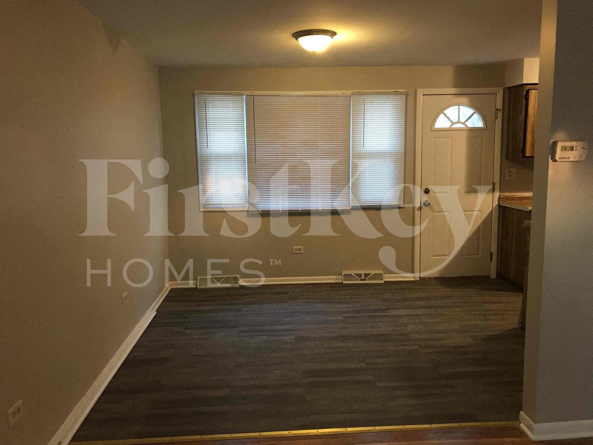 Building Photo - 13329 S Mackinaw Ave