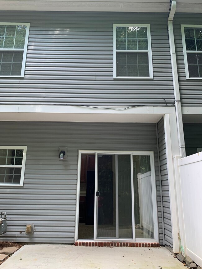 Building Photo - 11619 Stockdale Ct