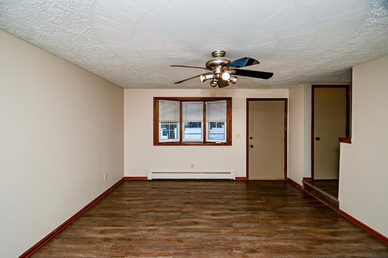 Building Photo - 457-459 Hutchison Dr