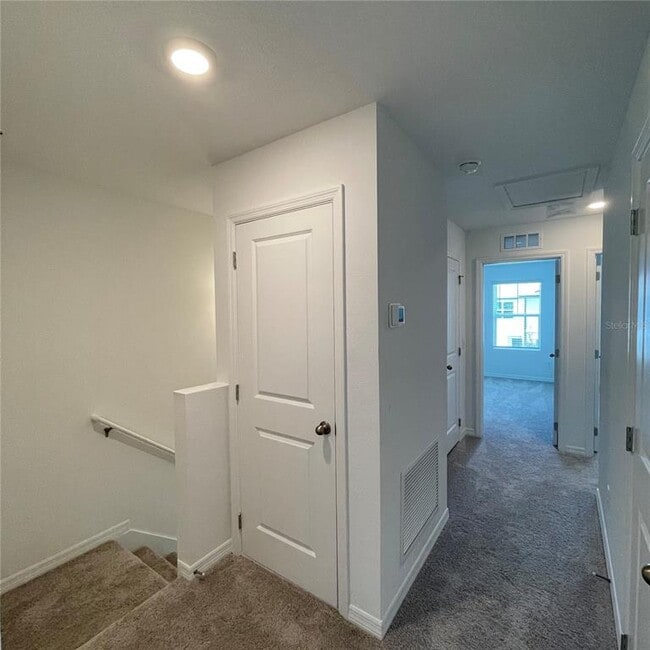 Building Photo - 3047 Springwell Lp