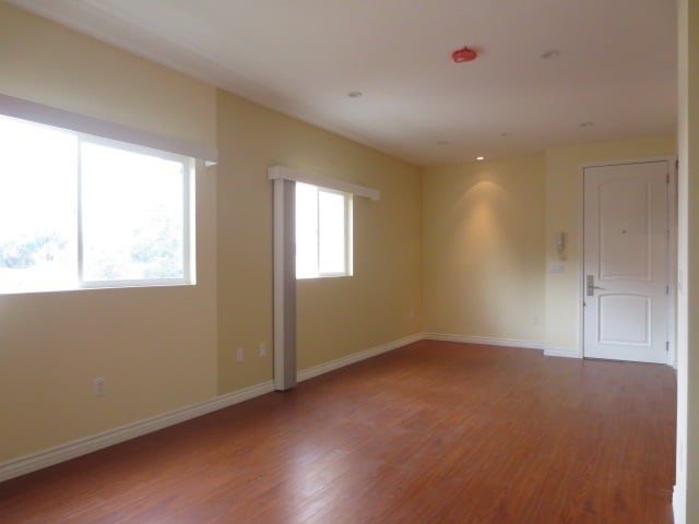 Building Photo - 14826 Vanowen St