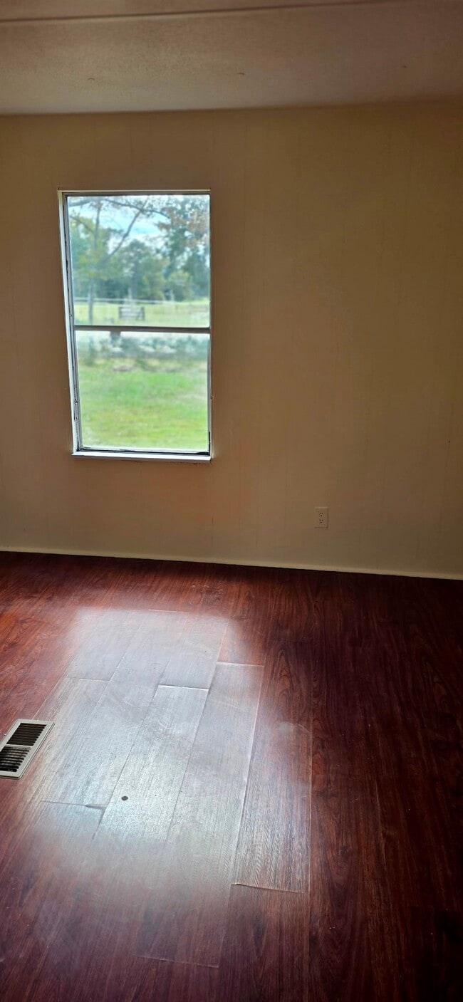 Building Photo - 658 Rices Creek Rd