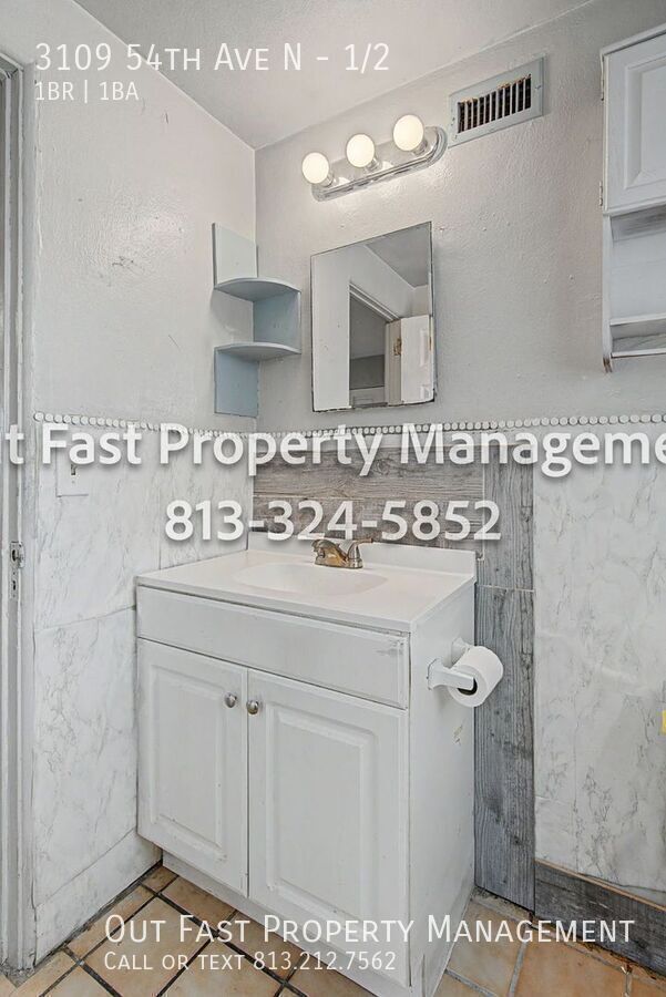 Building Photo - 3109 54th Ave N