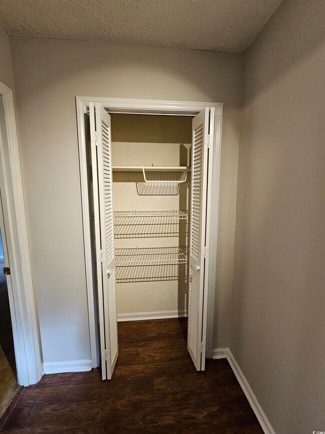 Building Photo - 117 Partridge Berry Rd