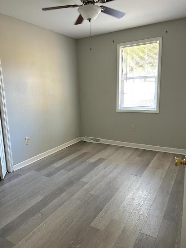 Building Photo - 314 Barry Dr