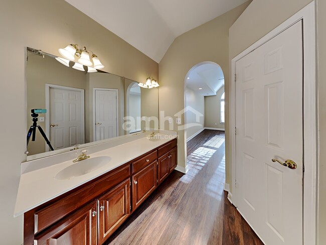 Building Photo - 3445 Harborwood Circle