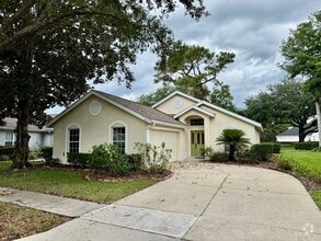 Building Photo - IMMACULATE 2 Bedroom / 2 Bathroom in Count...