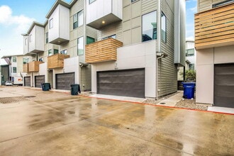 Building Photo - 3413 Charlotte Rose Drive