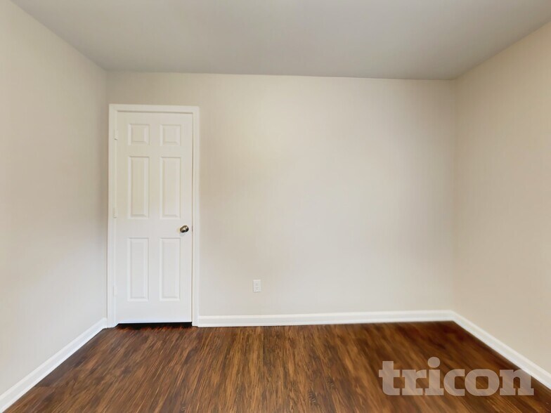 Building Photo - 1626 Stoney Creek Ln