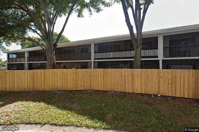 Building Photo - 5839 62nd Ave N