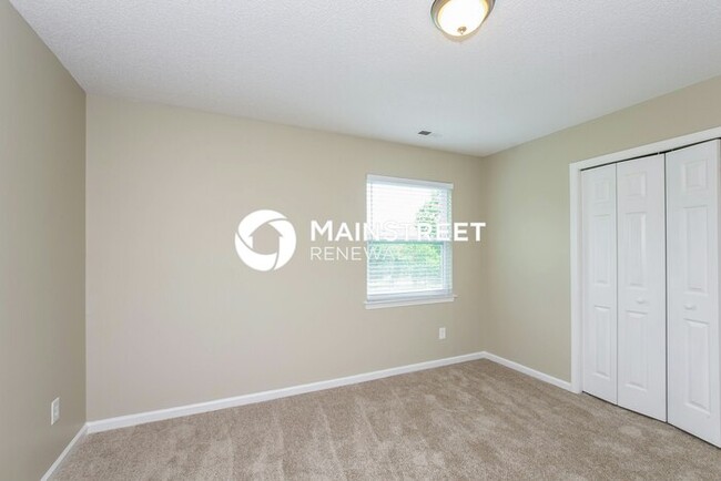 Building Photo - 11001 Lystra Ln