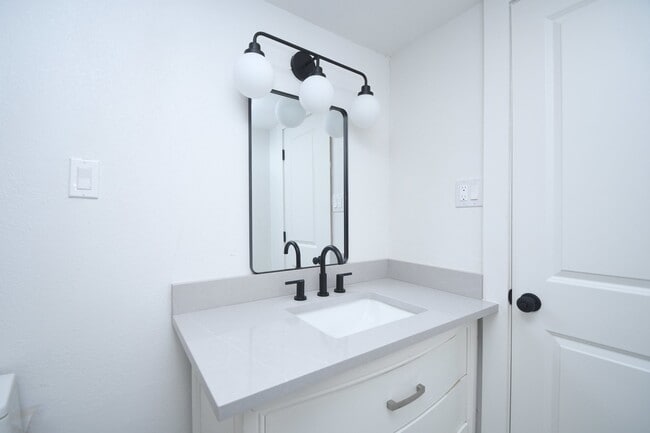 Building Photo - 800 Post Oak Blvd