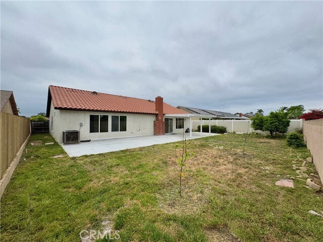 Building Photo - 12607 Sholander Ave