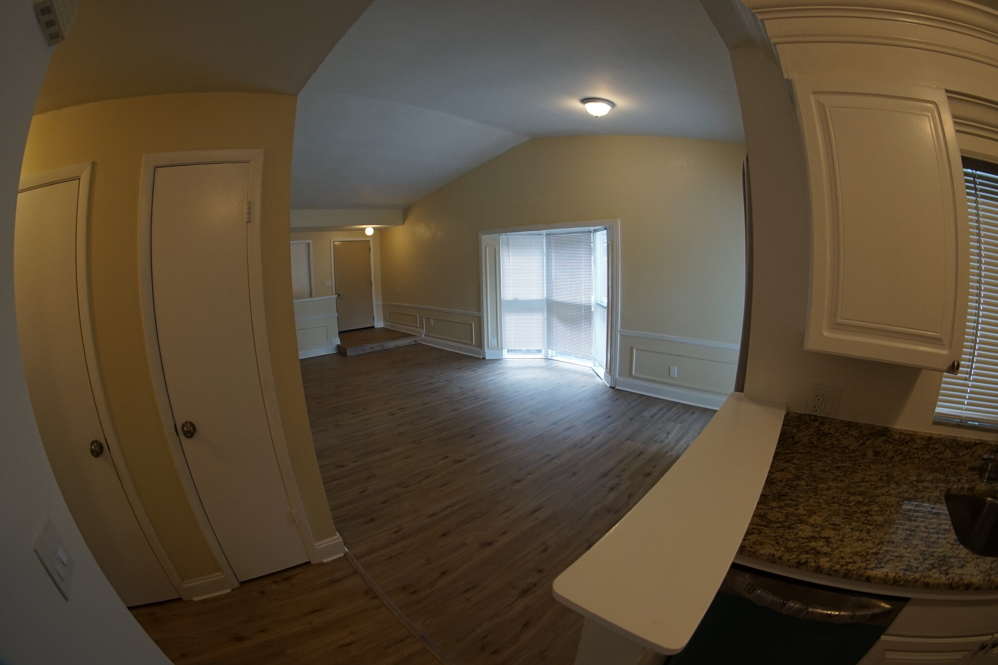 Building Photo - 6159 Sandcrest Cir