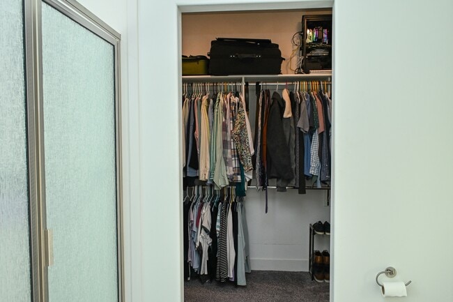 Building Photo - 451 S 1440 E