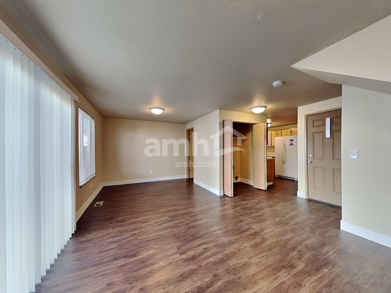 Building Photo - 16959 SW Whitley Way