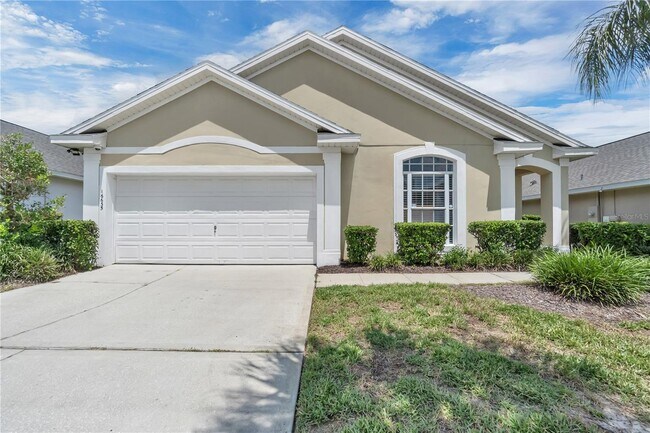 Primary Photo - 16635 Palm Spring Dr