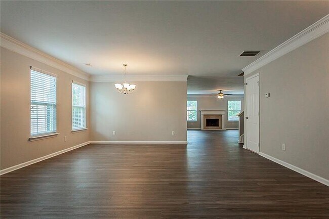 Building Photo - 3035 Whittier Way