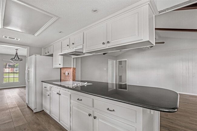 Building Photo - 24531 Whitesail Dr