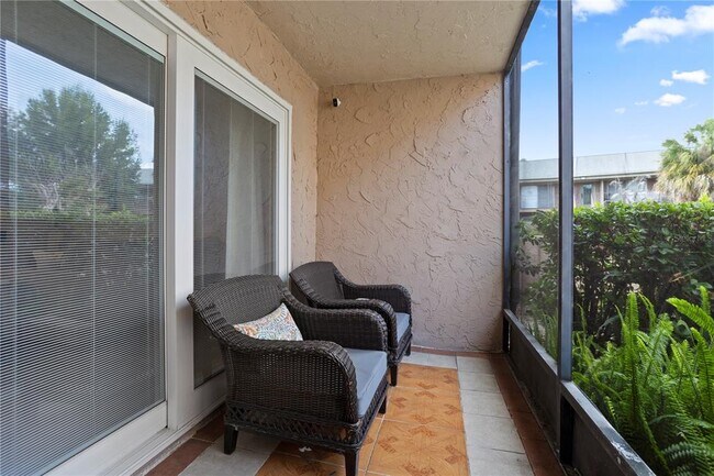 Building Photo - 1154 Paseo Del Sol