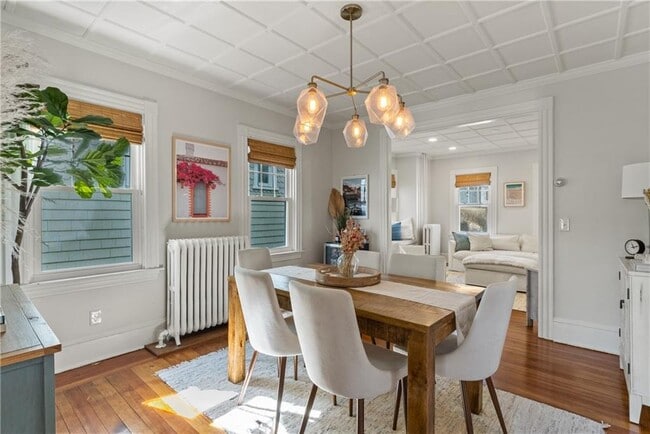 Building Photo - 35 Hall Ave