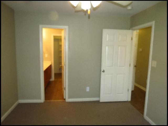 Building Photo - 10800 Frenchmen Loop
