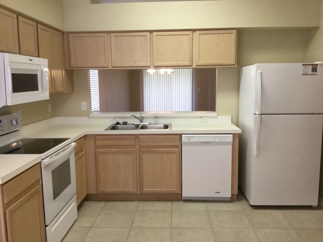 Building Photo - 545 Lindsay Anne Ct