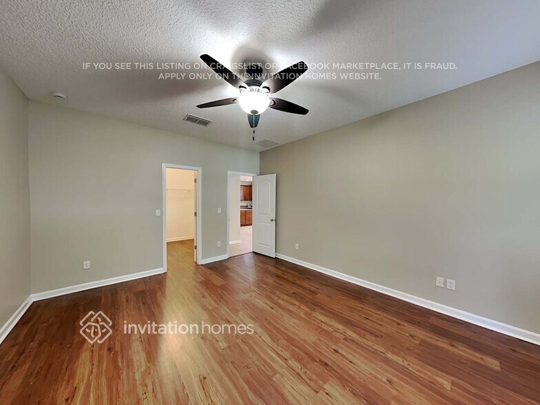 Building Photo - 137 Tollerton Avenue