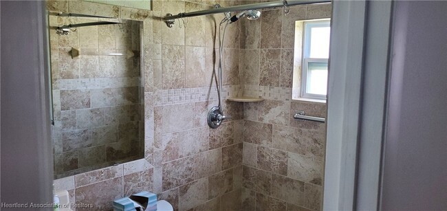 Building Photo - 3830 Catalina Dr